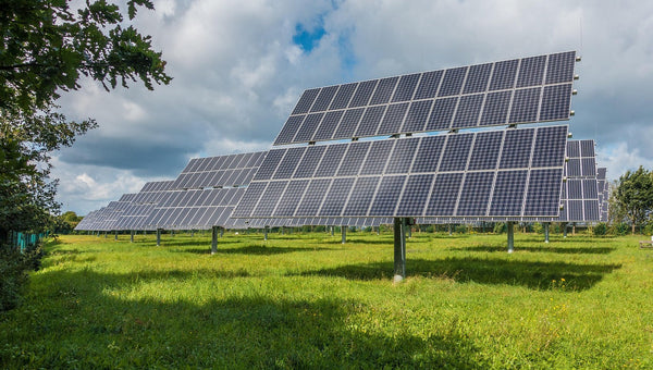 Can I Connect My Roof Solar Panels to BLUETTI? Learn the Answer!