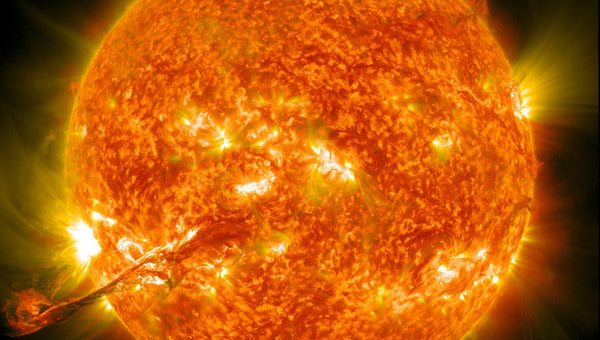 When the Sun Strikes: G4 Geomagnetic Storm Explained + Preparation