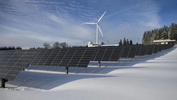 How a 2000-Watt Solar Generator Can Be the Ultimate Power Solution for You